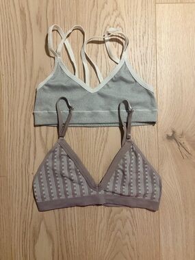Bundle 2 Seamless Bralettes Grey Ribbed & Taupe Patterned Triangle XS & S